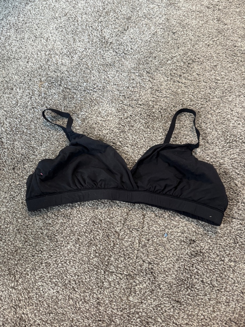 Skims Everyday triangle black Wireless Bralette Comfortable Women’s Intimates M